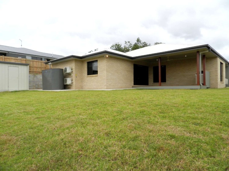9 Cressbrook Street, Clinton QLD 4680
