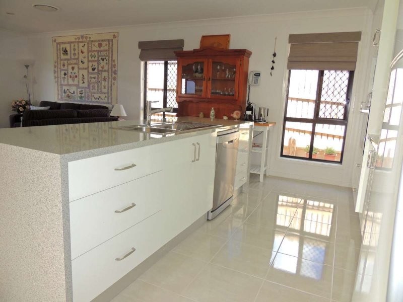 13 Redgum Drive, Kirkwood QLD 4680