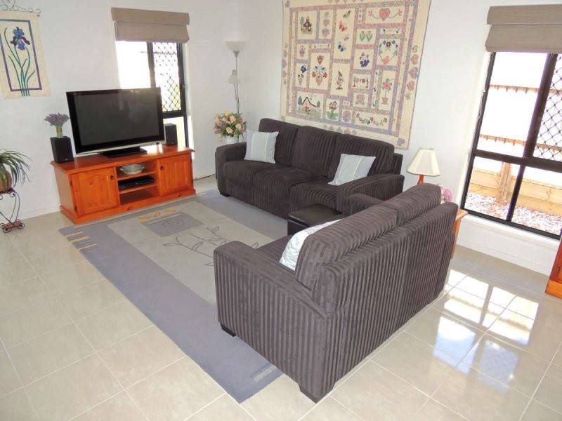 13 Redgum Drive, Kirkwood QLD 4680