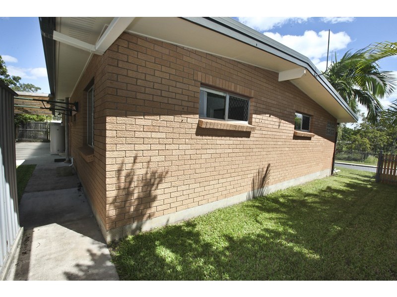 9 Anderson Street, Clinton QLD 4680
