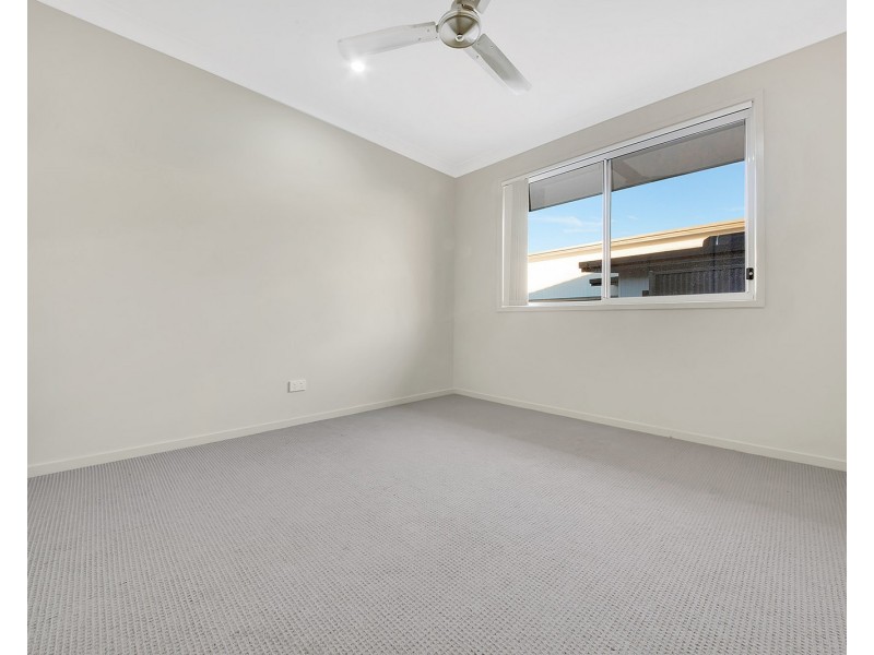 1 Christian Court, Glen Eden QLD 4680