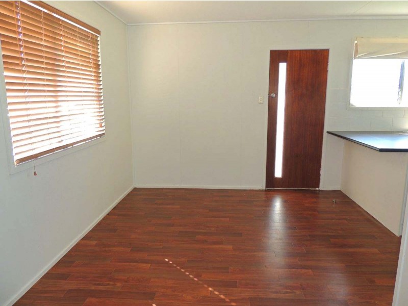 4 Gannet Street, New Auckland QLD 4680