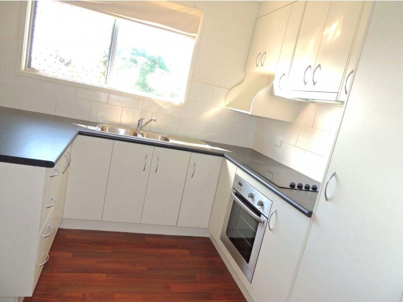 4 Gannet Street, New Auckland QLD 4680