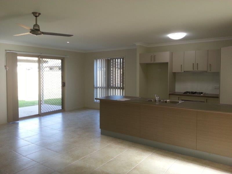 40 Creekview Drive, New Auckland QLD 4680