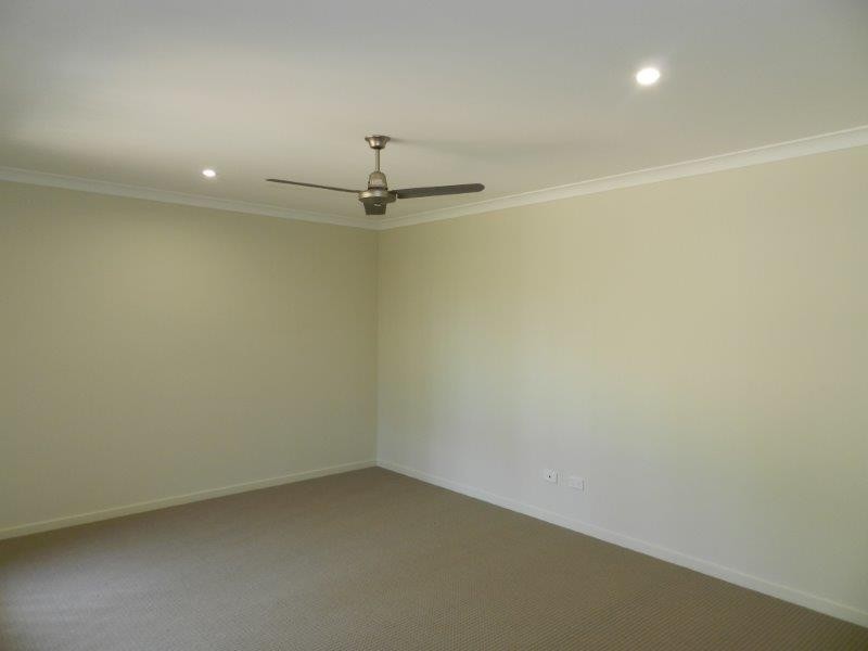 40 Creekview Drive, New Auckland QLD 4680
