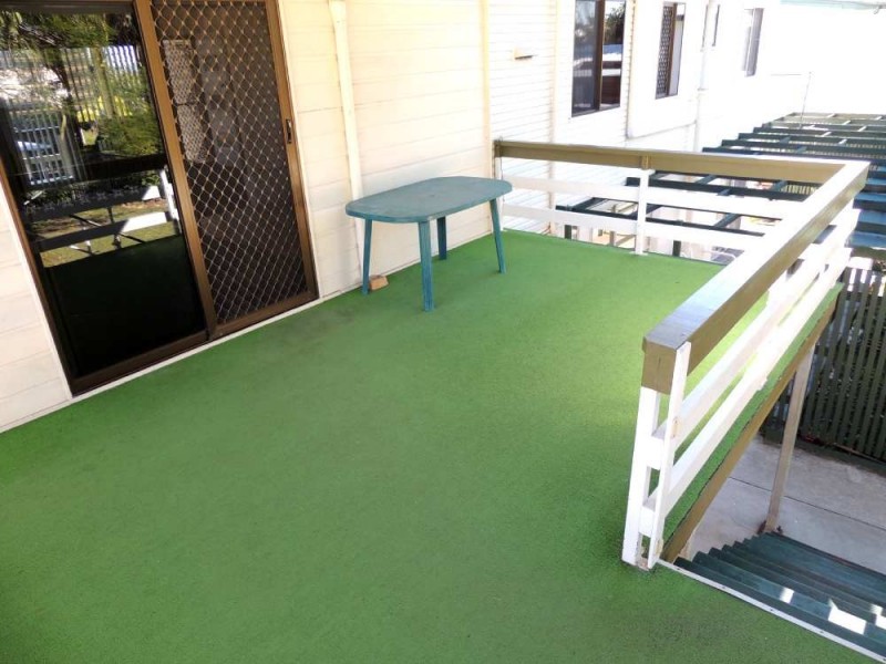 12 Grayson Street, West Gladstone QLD 4680