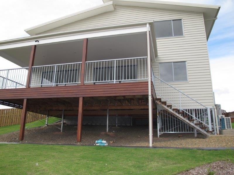 13 Florey Place, Kirkwood QLD 4680