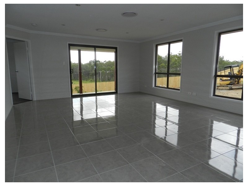 5 Petecost Close, Glen Eden QLD 4680