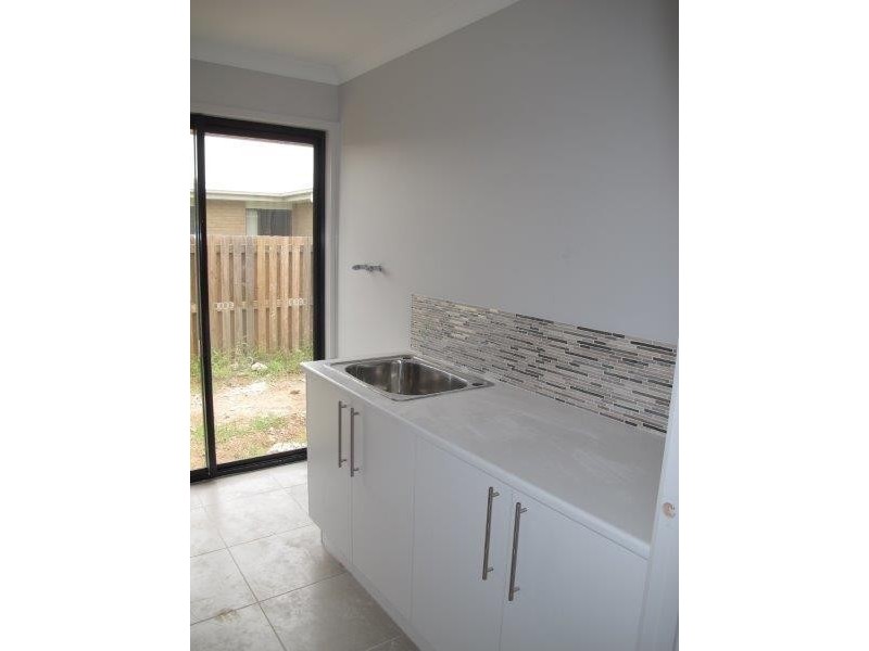 46 Creekview Drive, New Auckland QLD 4680