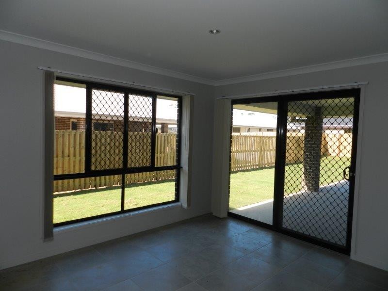 46 Creekview Drive, New Auckland QLD 4680