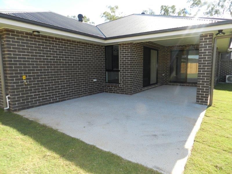 46 Creekview Drive, New Auckland QLD 4680