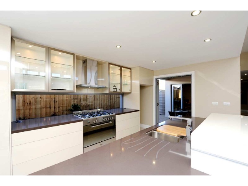 48 Koowin Drive, Kirkwood QLD 4680