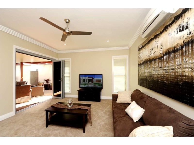 48 Koowin Drive, Kirkwood QLD 4680