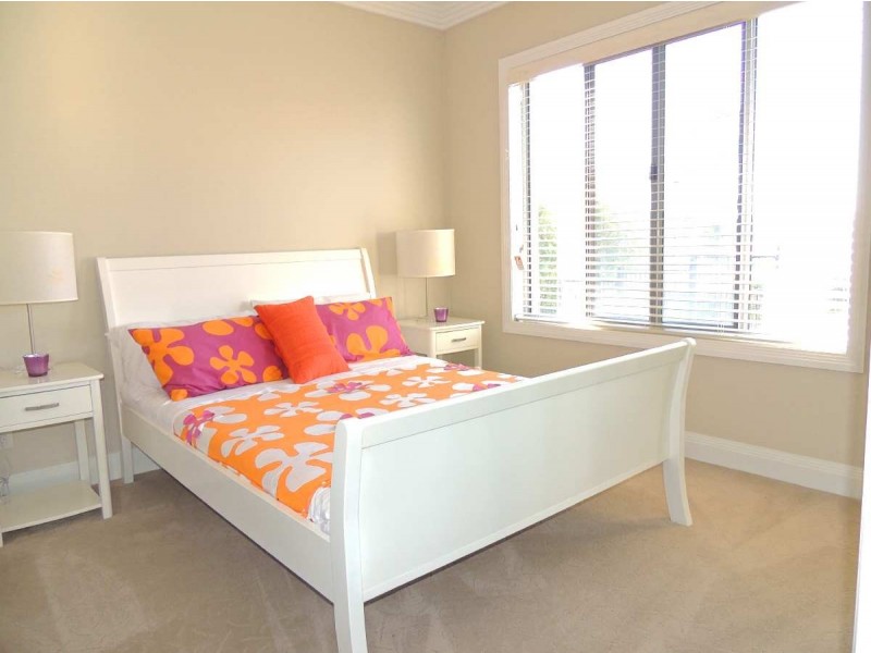 48 Koowin Drive, Kirkwood QLD 4680