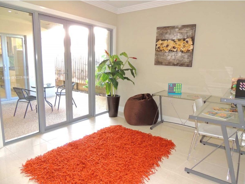 48 Koowin Drive, Kirkwood QLD 4680