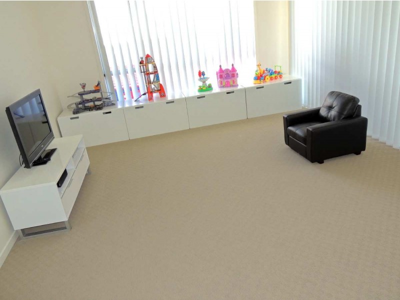 5 Palmerston Court, New Auckland QLD 4680