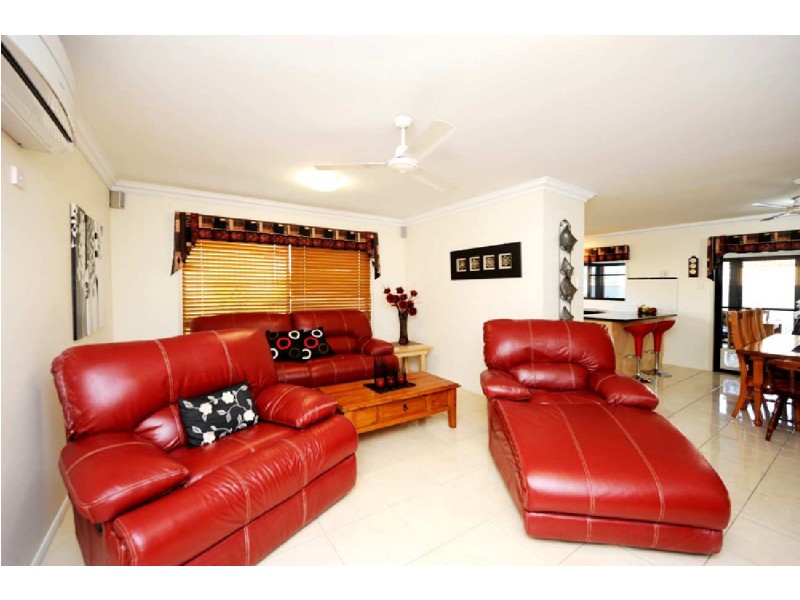 5 Victoria Avenue, Glen Eden QLD 4680