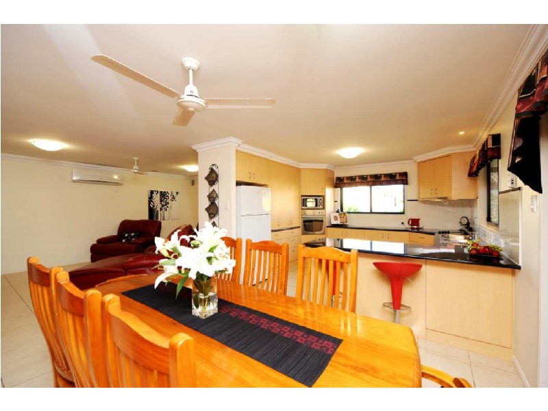 5 Victoria Avenue, Glen Eden QLD 4680