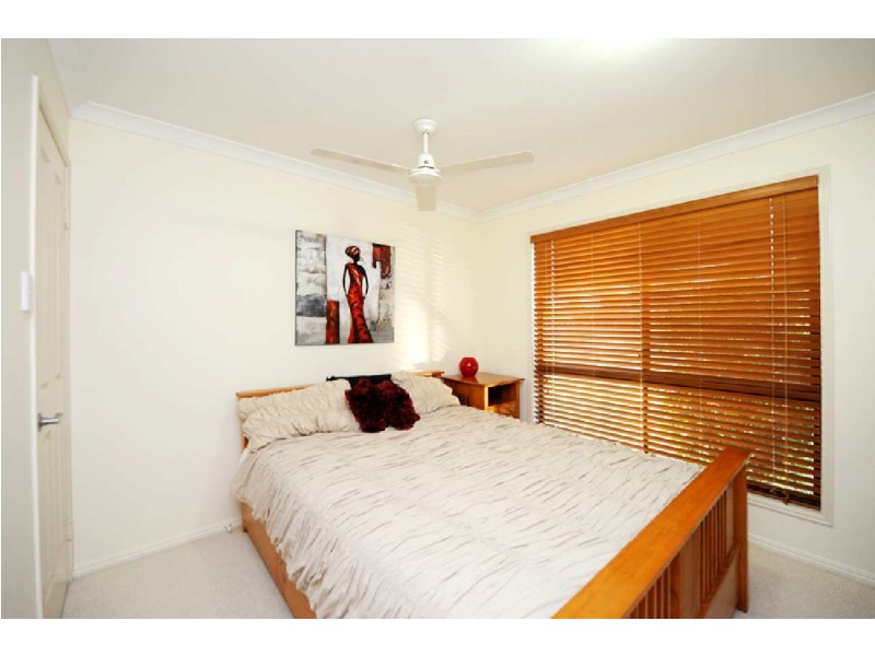 5 Victoria Avenue, Glen Eden QLD 4680