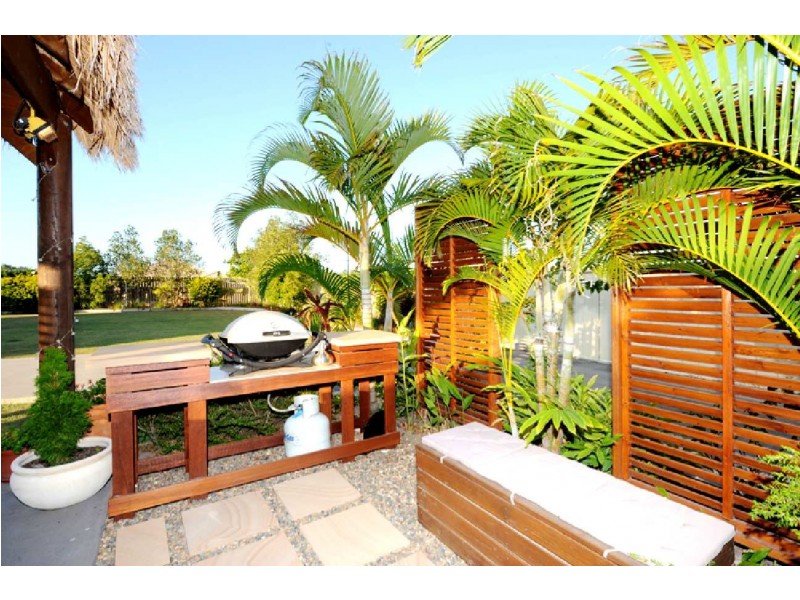 5 Victoria Avenue, Glen Eden QLD 4680