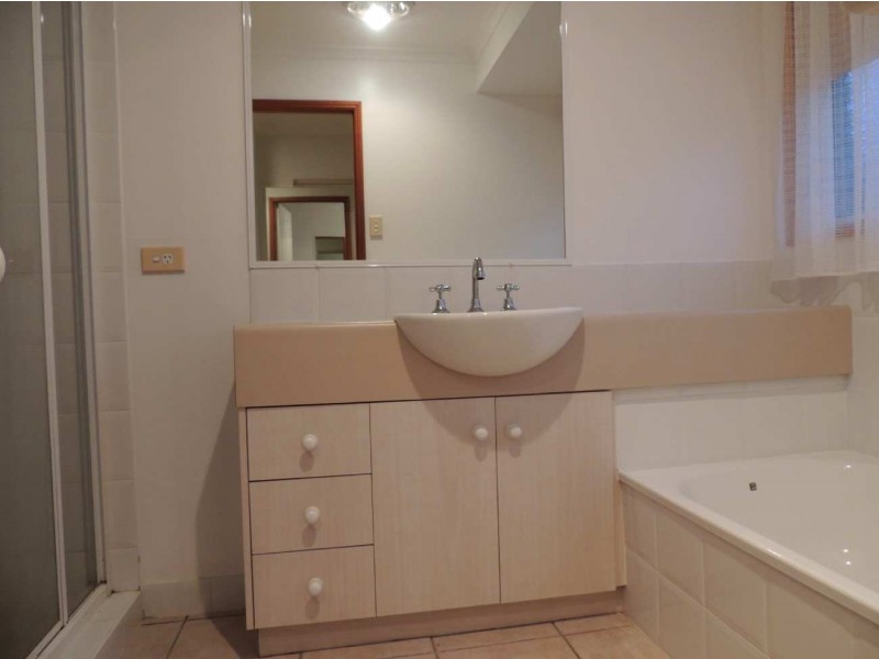 89 The Oaks Road, Tannum Sands QLD 4680