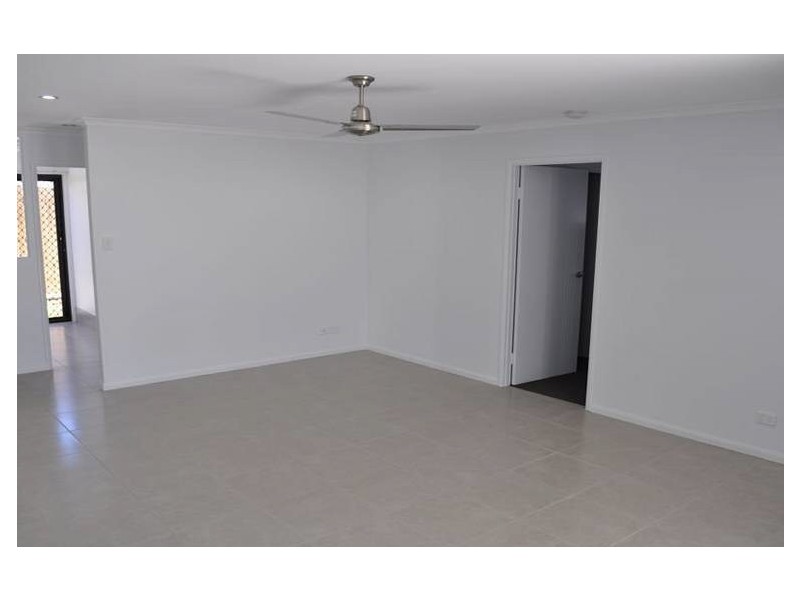 9 Windjana, Kirkwood QLD 4680