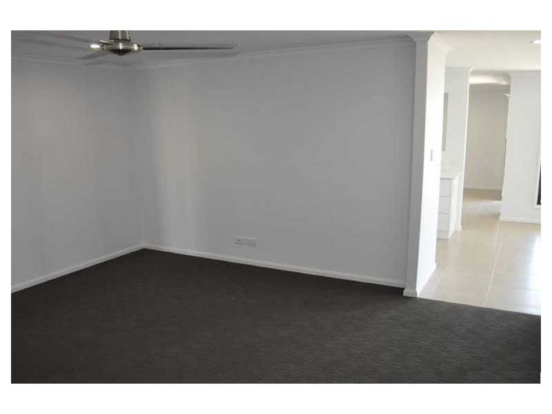 9 Windjana, Kirkwood QLD 4680