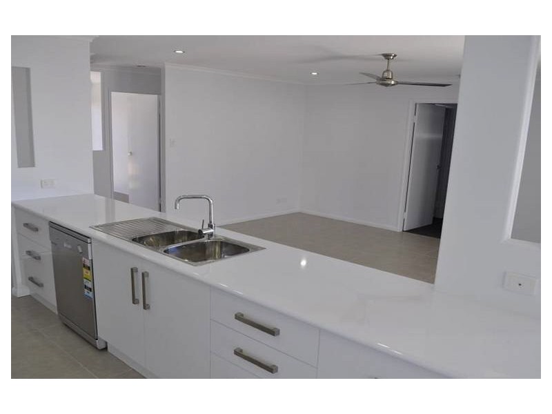 9 Windjana, Kirkwood QLD 4680