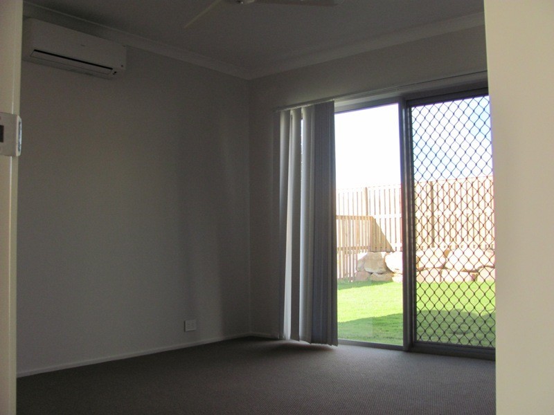 7 Koolivoo Parade, Boyne Island QLD 4680