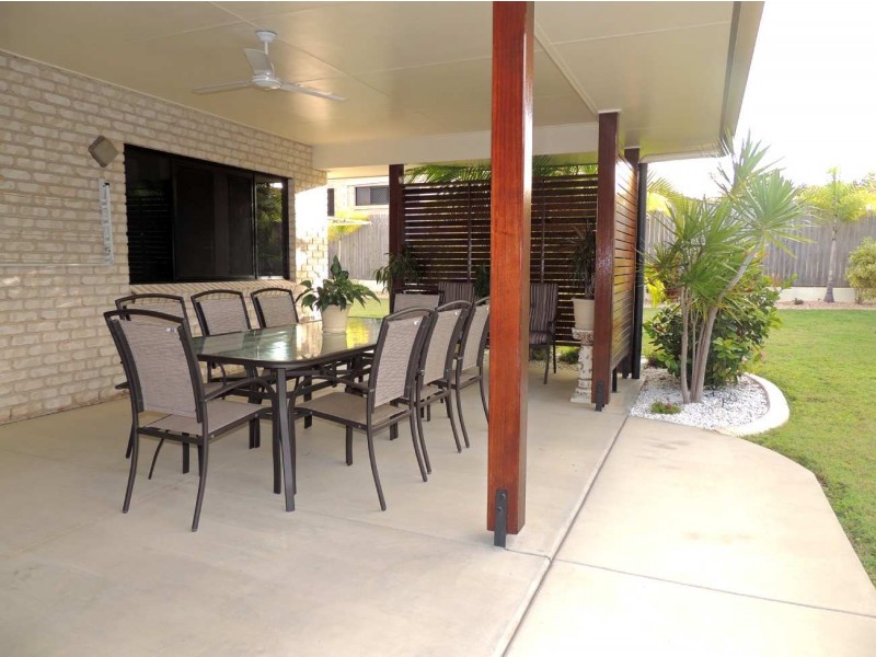 27 Dolphin Terrace, South Gladstone QLD 4680