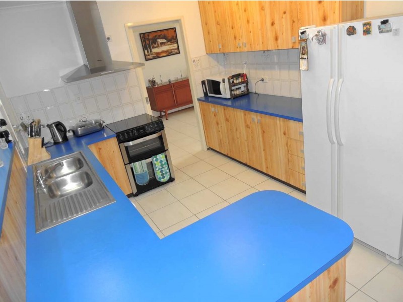 46 Dixon Drive, Telina QLD 4680