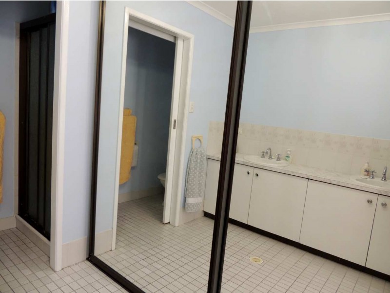 46 Dixon Drive, Telina QLD 4680