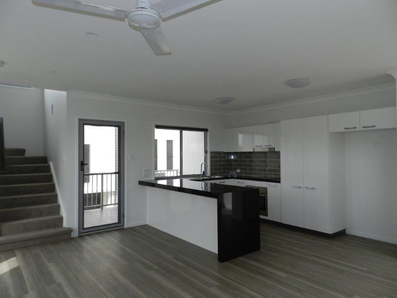 12/5-9 View Street, West Gladstone QLD 4680