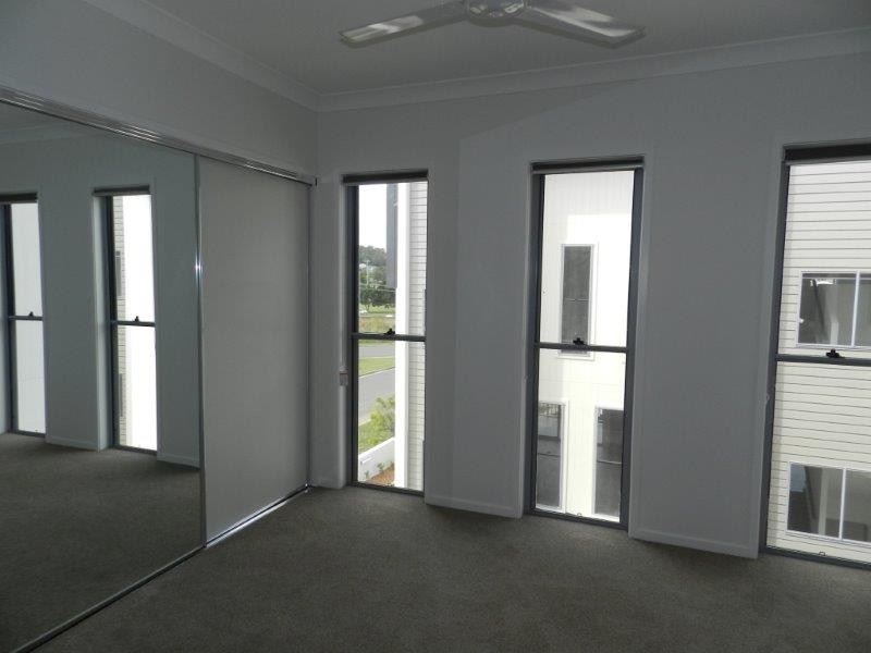 12/5-9 View Street, West Gladstone QLD 4680