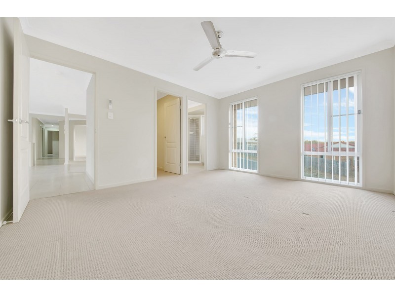 1 Christian Court, Glen Eden QLD 4680