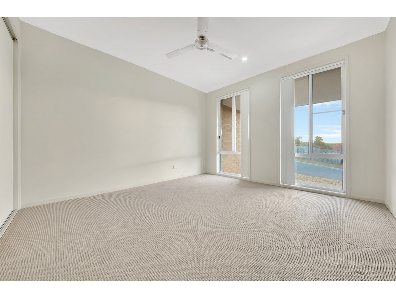 1 Christian Court, Glen Eden QLD 4680