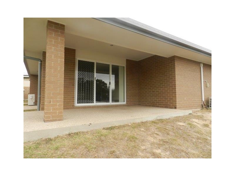 1 Christian Court, Glen Eden QLD 4680