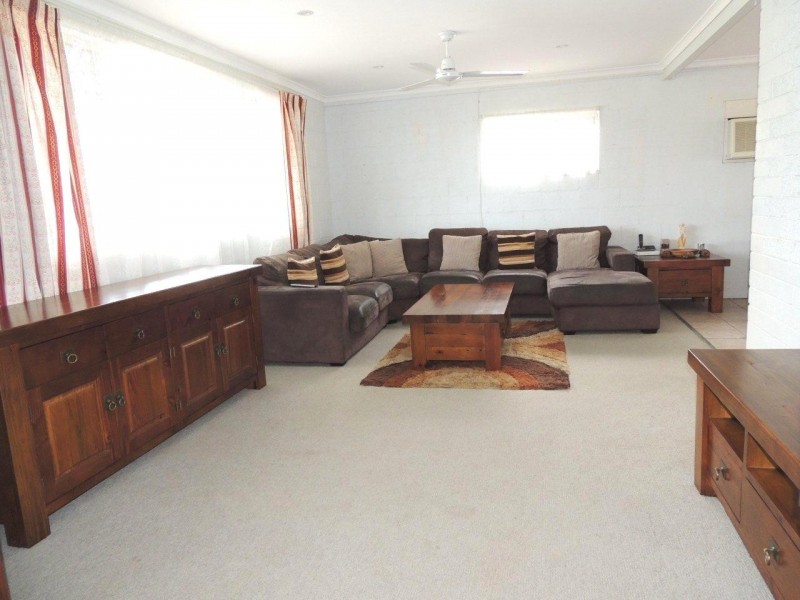131 Dalrymple Drive, Toolooa QLD 4680