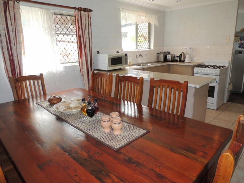 131 Dalrymple Drive, Toolooa QLD 4680