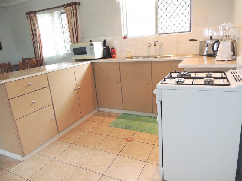 131 Dalrymple Drive, Toolooa QLD 4680
