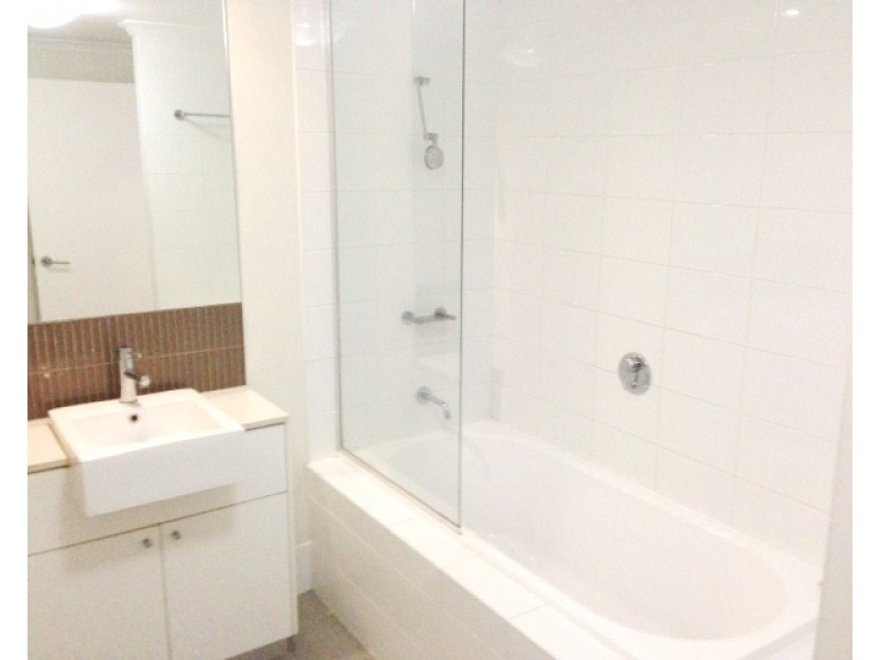 112/75 Central Lane, Gladstone QLD 4680