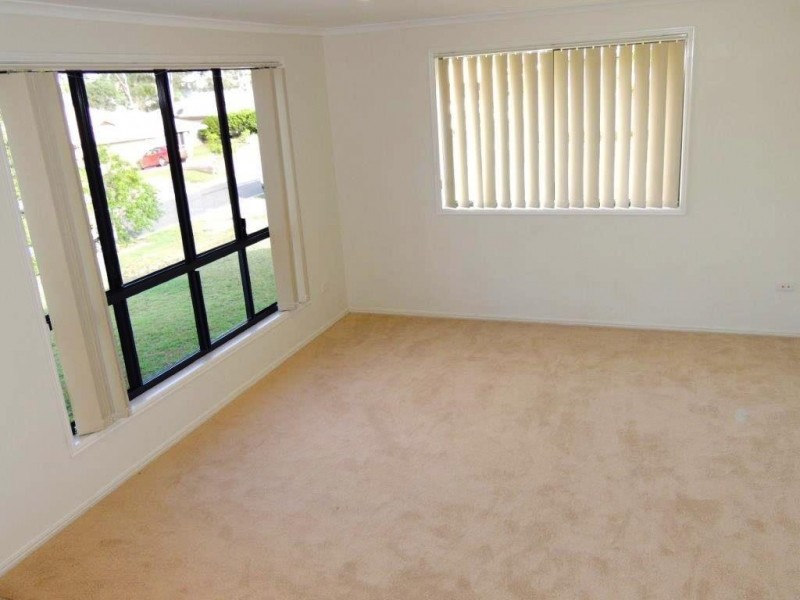16 Bridgeman Place, New Auckland QLD 4680
