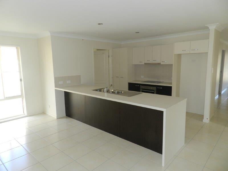 12 Nardoo Place, Glen Eden QLD 4680