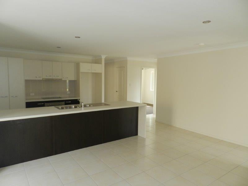 12 Nardoo Place, Glen Eden QLD 4680