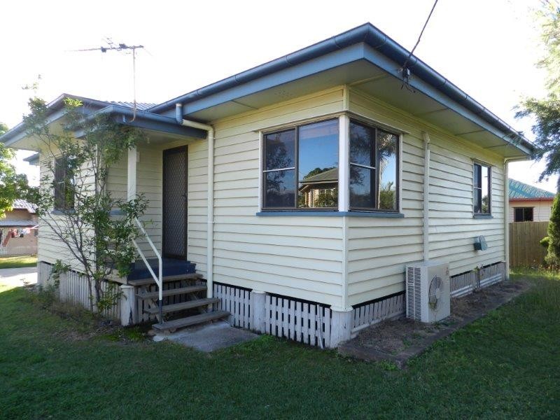 27 Golding Street, Barney Point QLD 4680