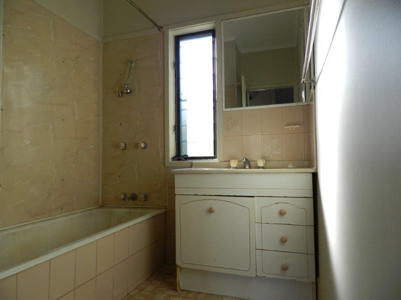 27 Golding Street, Barney Point QLD 4680