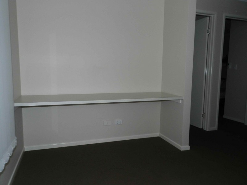 5/9 Cockatoo Drive, New Auckland QLD 4680