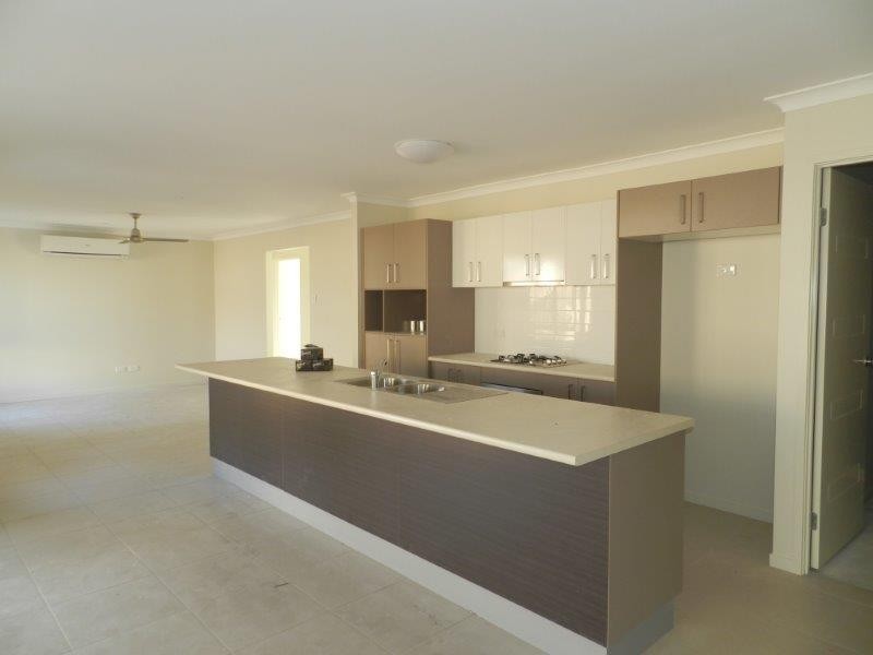 20 Peter Corones, Kirkwood QLD 4680