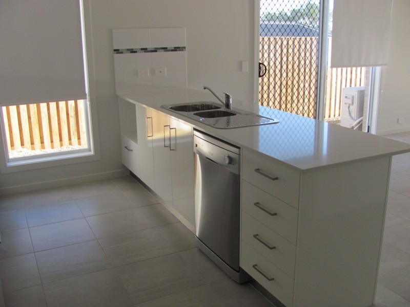 38 Clover Crescent, Boyne Island QLD 4680