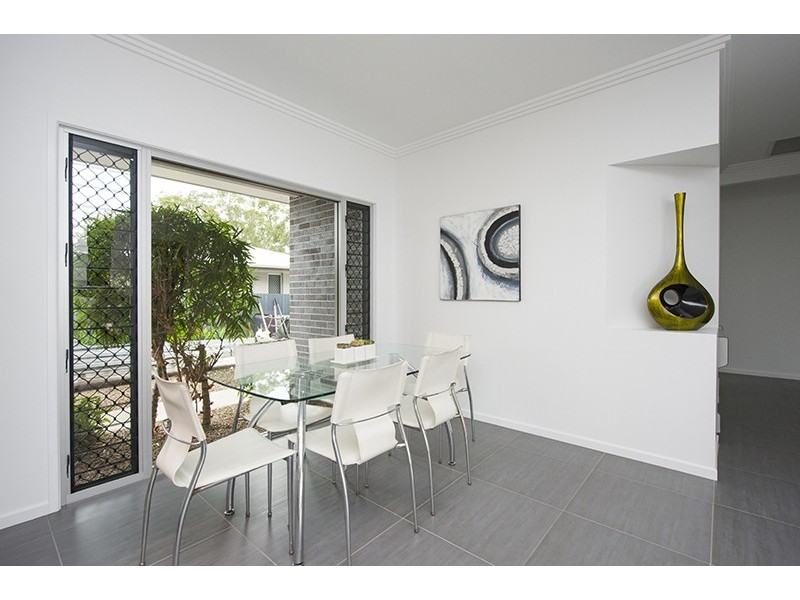 11 Bacall Street, West Gladstone QLD 4680